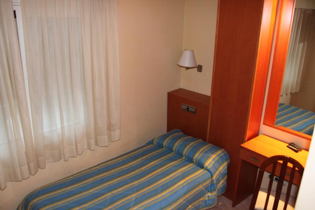 Hotel Del Port Л'Амеля-да-Мар Екстер'єр фото